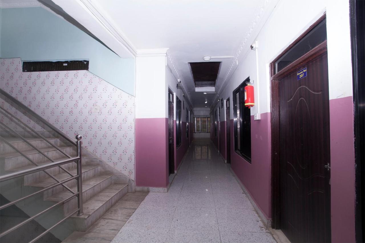 Spot On 740 Hotel Akala Pvt Ltd Kerwani Экстерьер фото